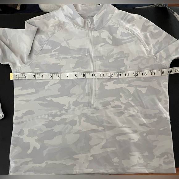 Lululemon Pace Pursuit Long Sleeves Top Camo Print - Picture 11 of 11